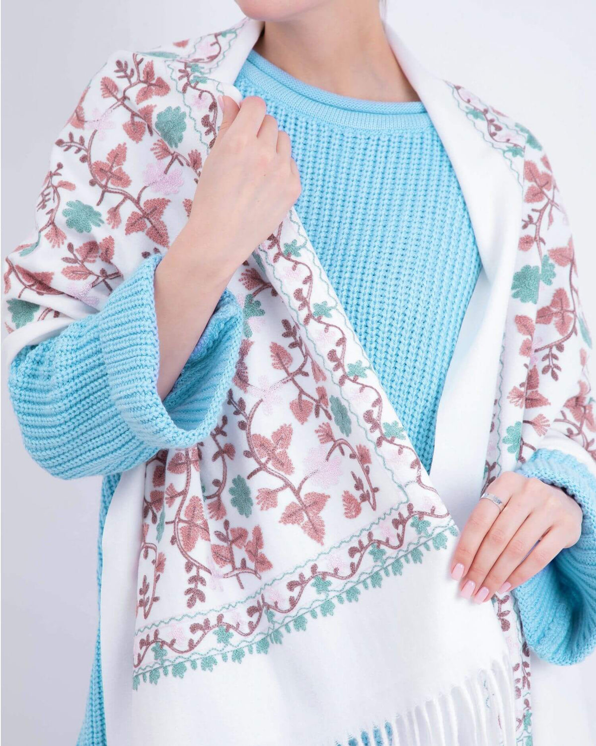 Embroidered cashmere scarf