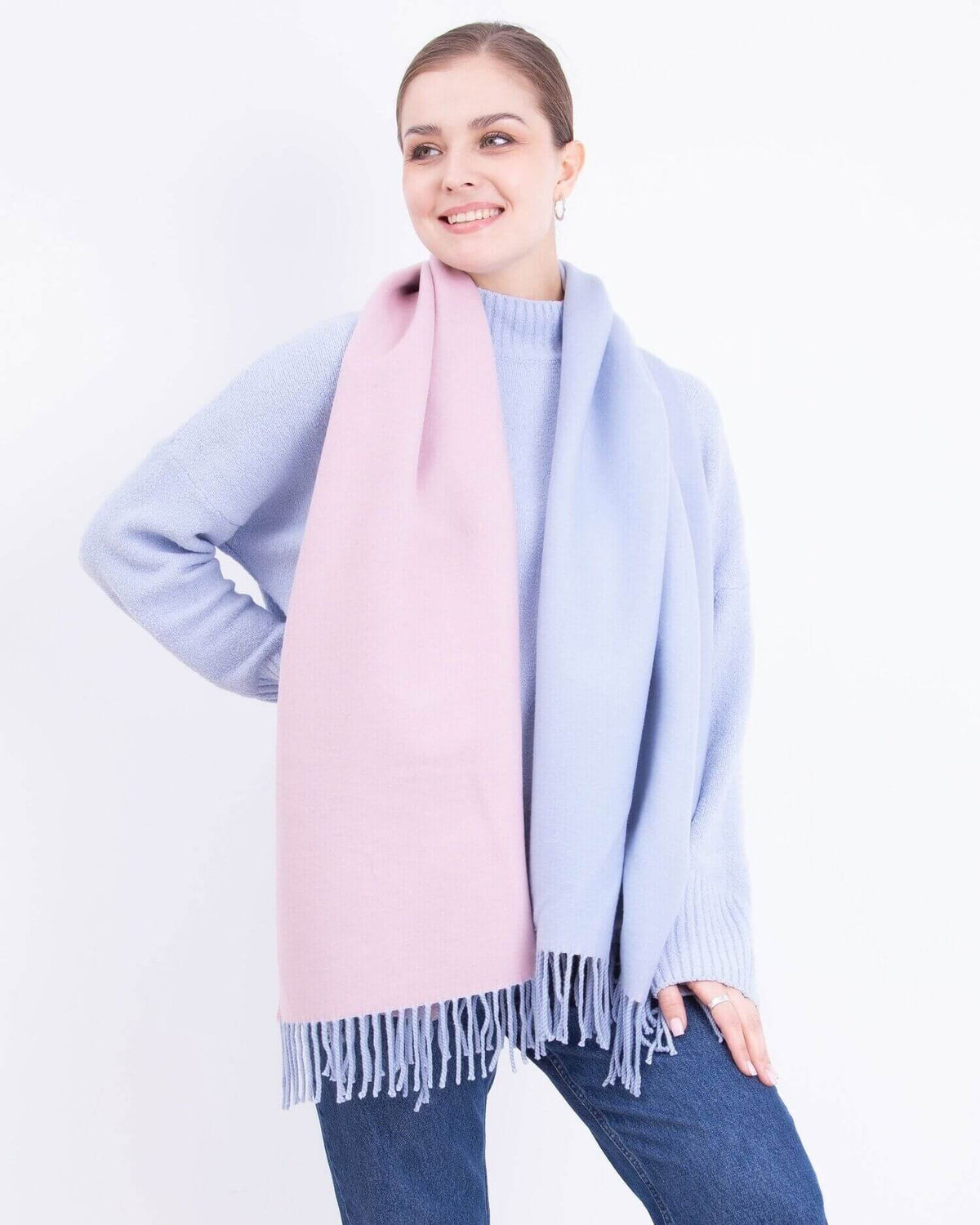 Two-tone cashmere scarf