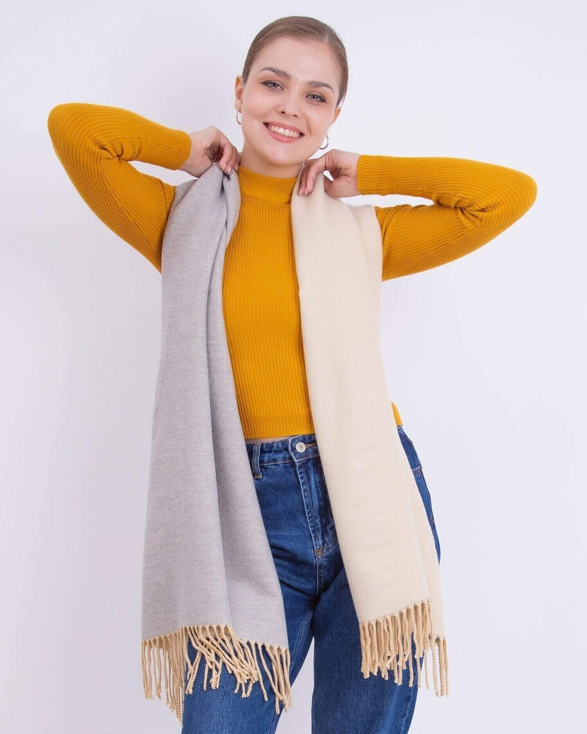 Two-tone cashmere scarf
