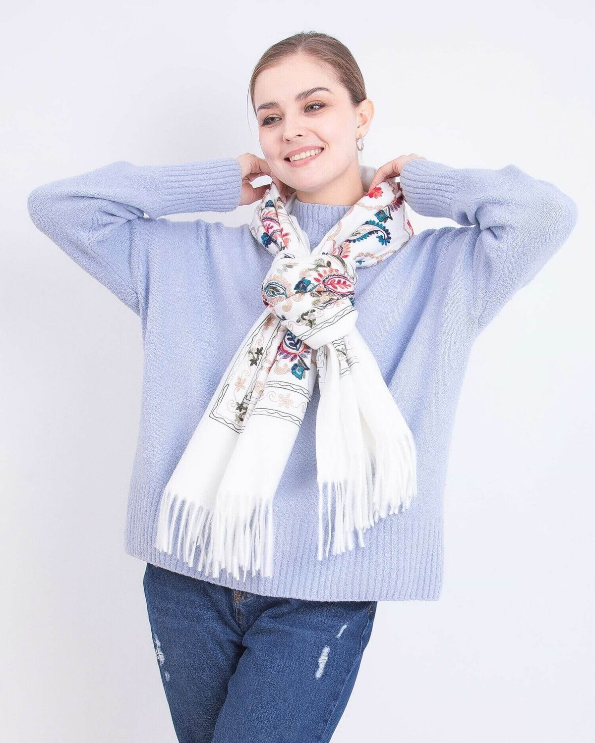 Embroidered cashmere scarf
