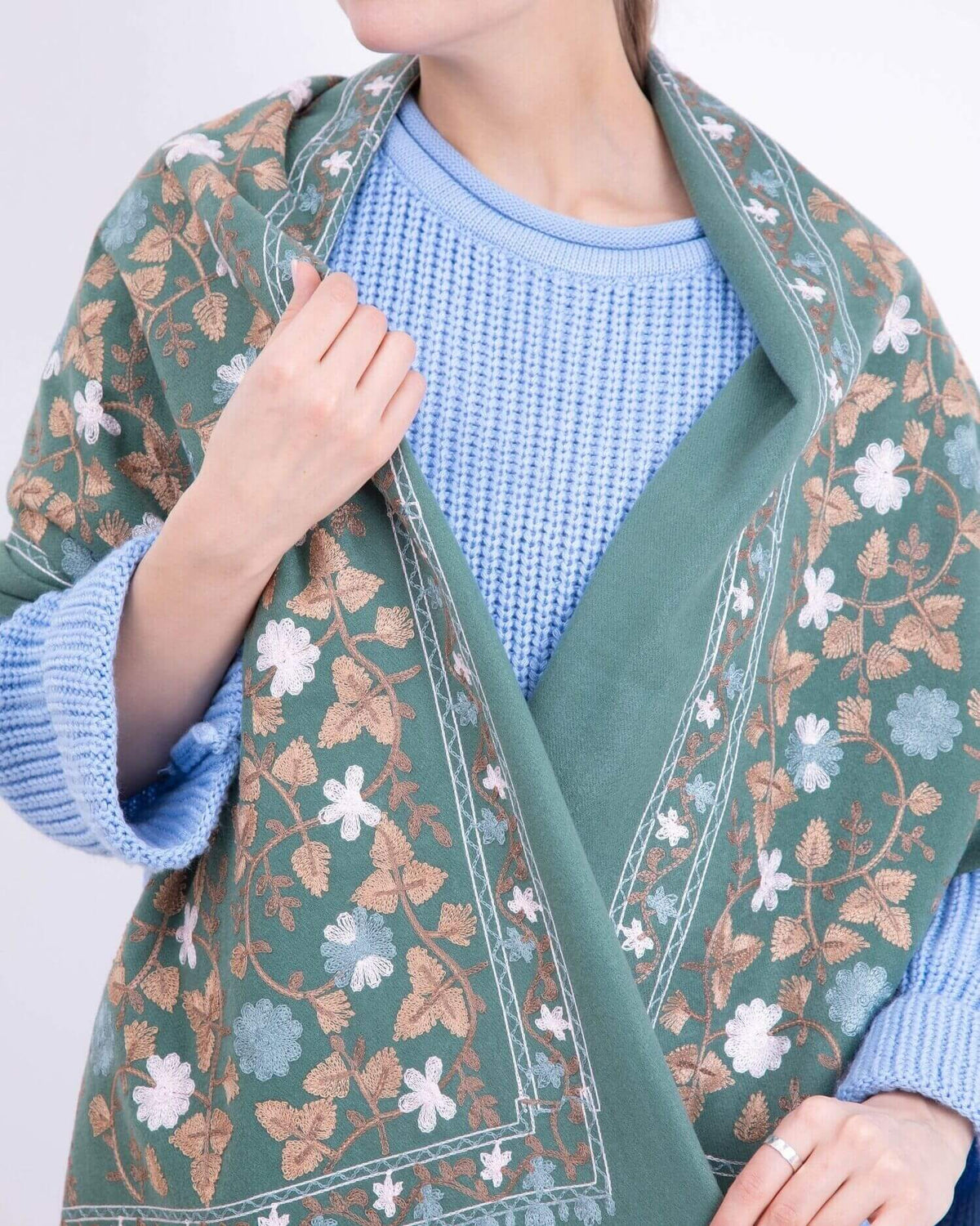 Embroidered cashmere scarf